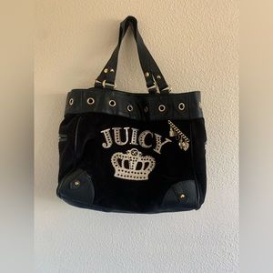 JUICY COUTURE SHOULDER BAG